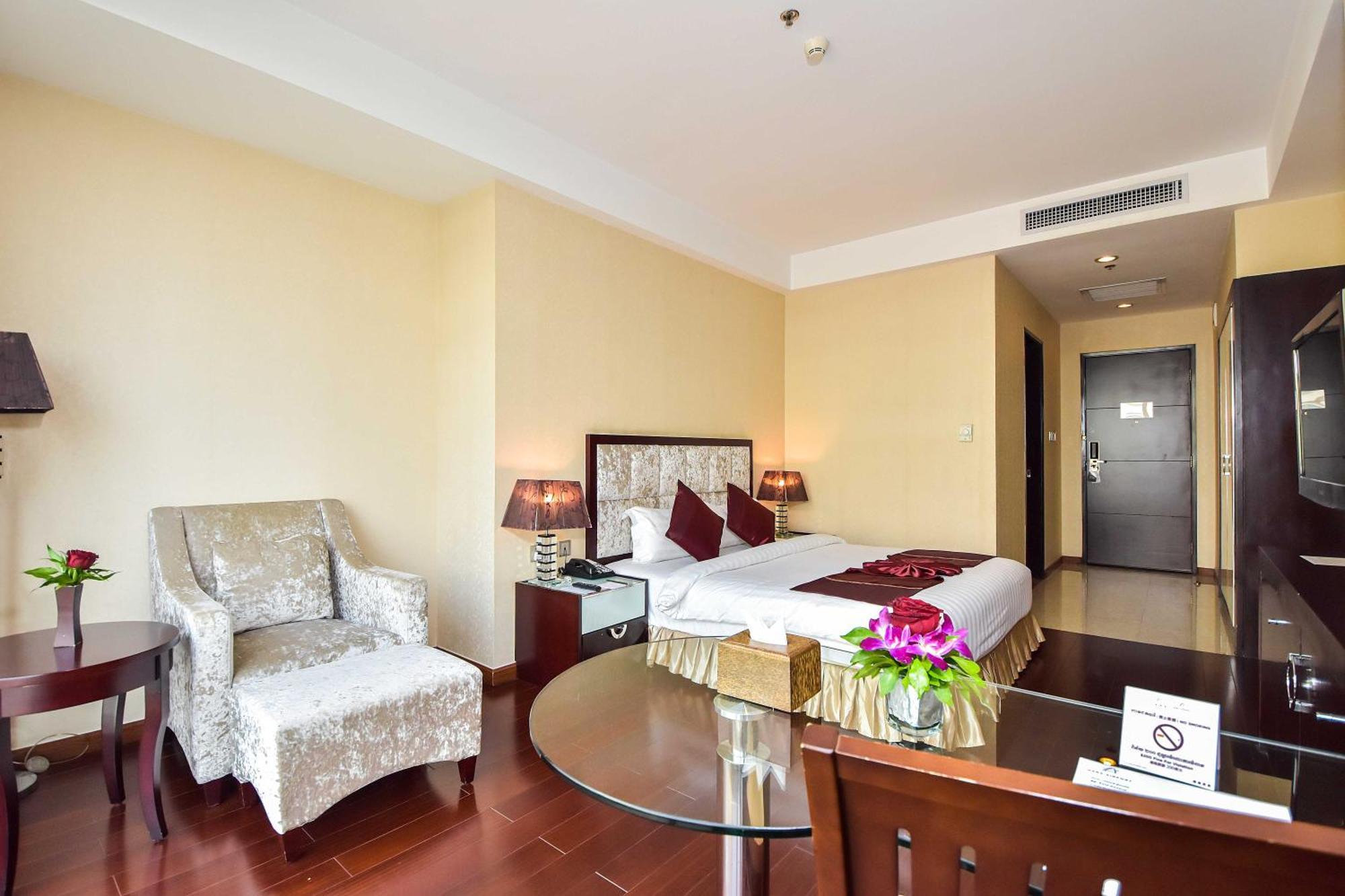 Dara Airport Hotel Phnom Pen Exterior foto