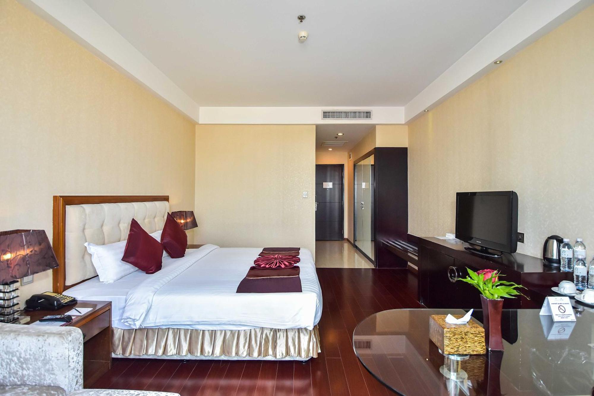 Dara Airport Hotel Phnom Pen Exterior foto